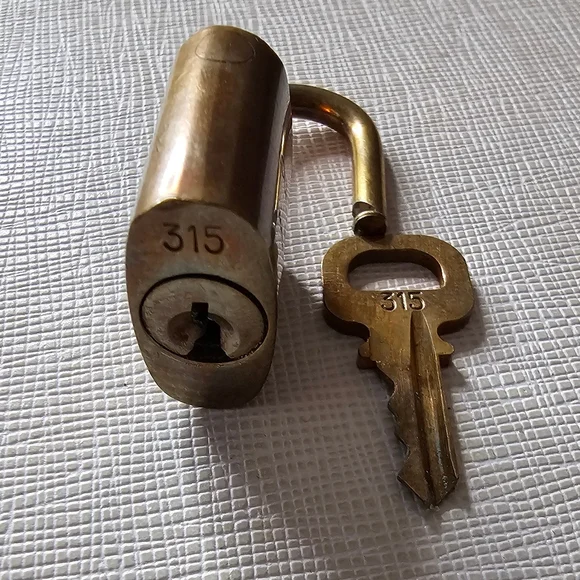Louis Vuitton Brass Lock & Key #315 - Picture 6 of 6